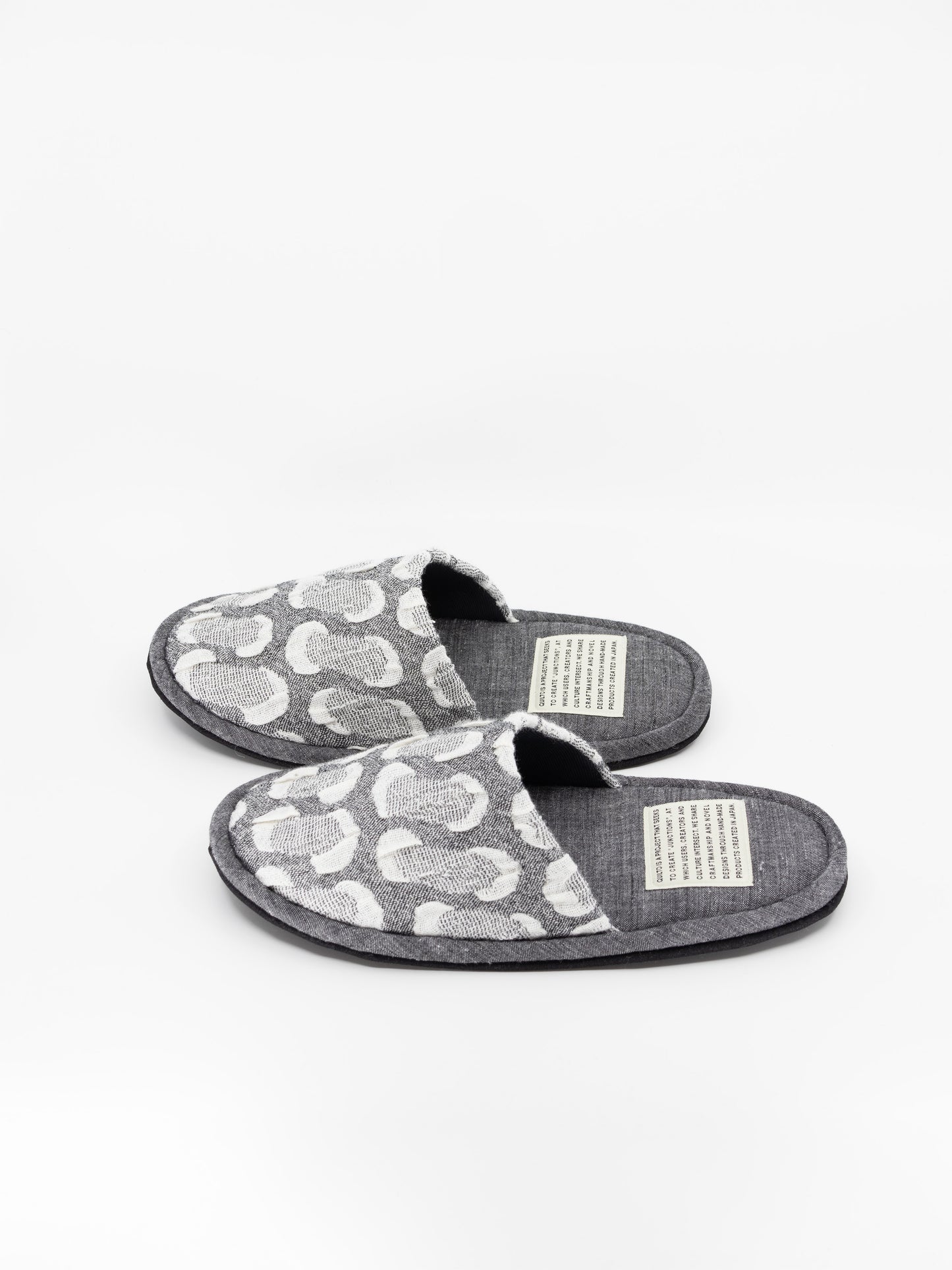 EGG SLIPPER -Rope work-