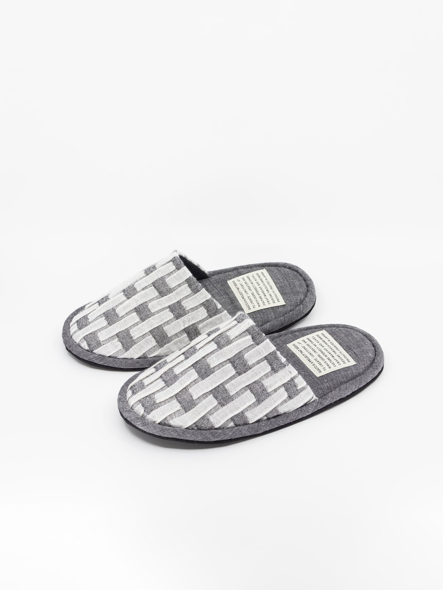 EGG SLIPPER -Wood Joinery-