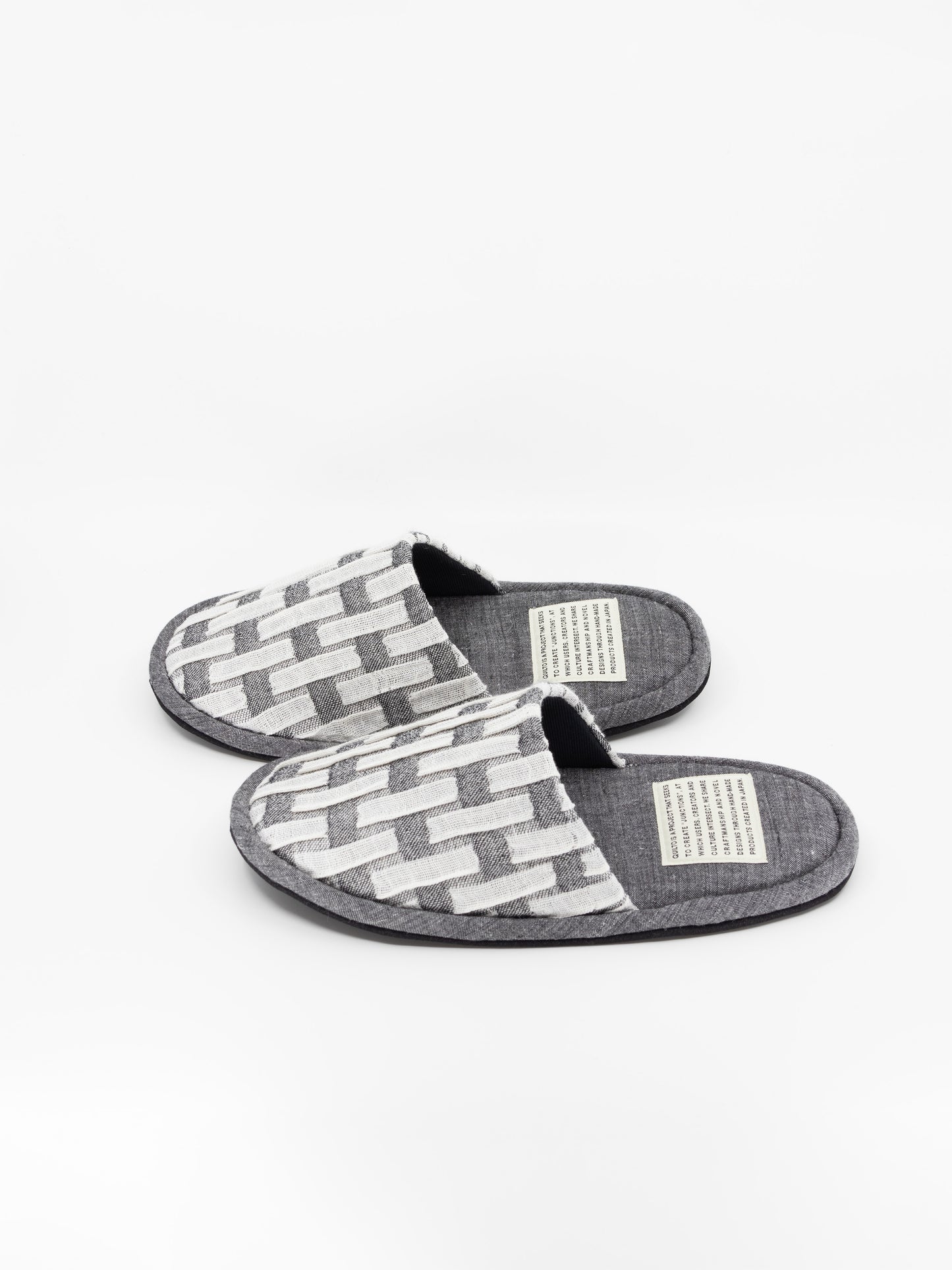 EGG SLIPPER -Wood Joinery-