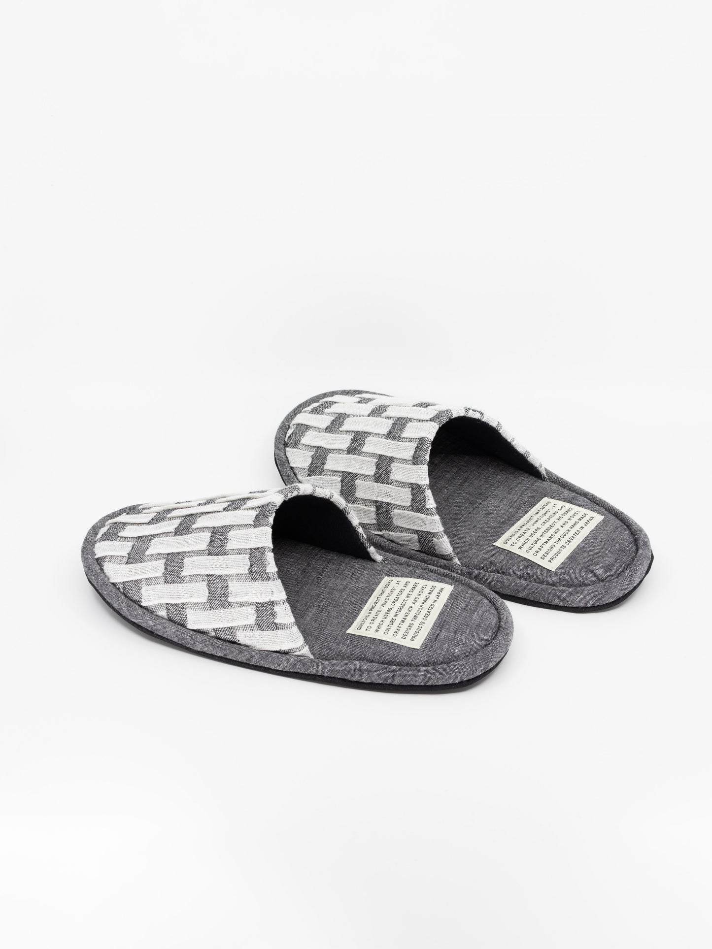 EGG SLIPPER -Wood Joinery-
