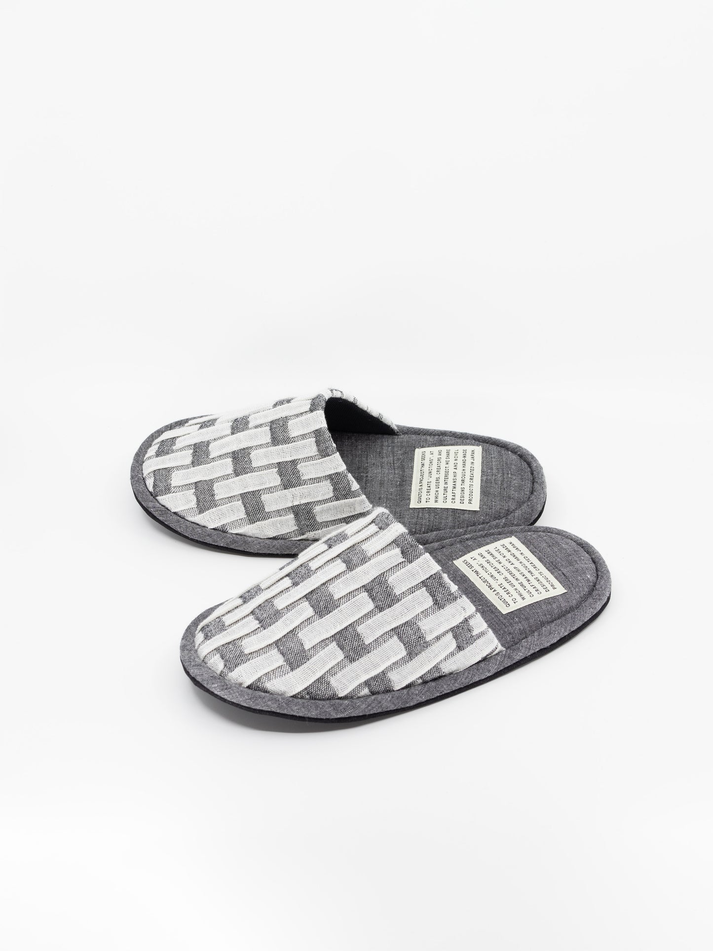 EGG SLIPPER -Wood Joinery-