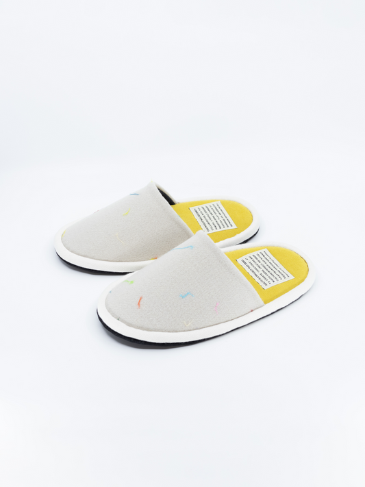 EGG SLIPPER -LINT02 IV-