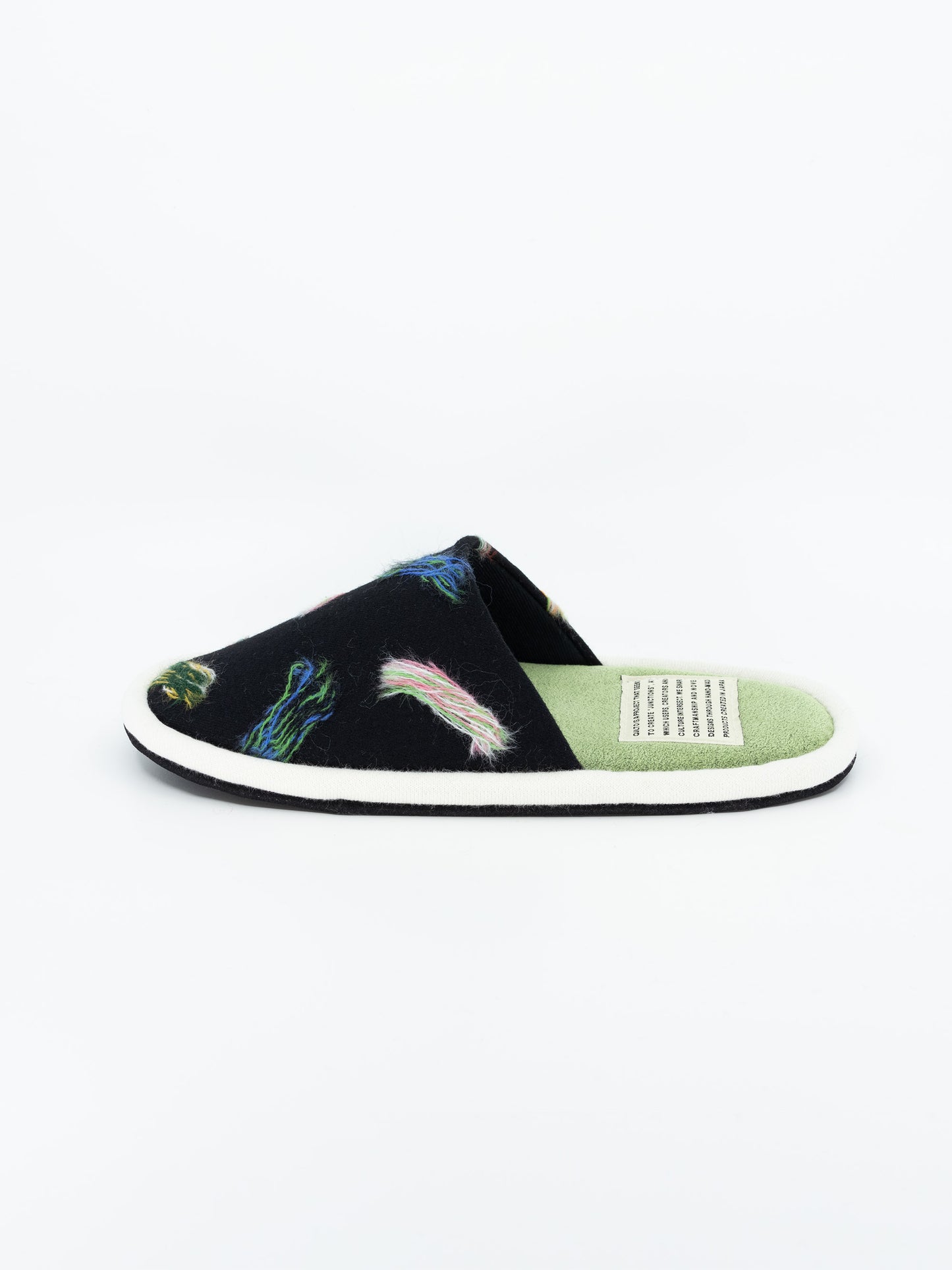 EGG SLIPPER -LINT01 BL-